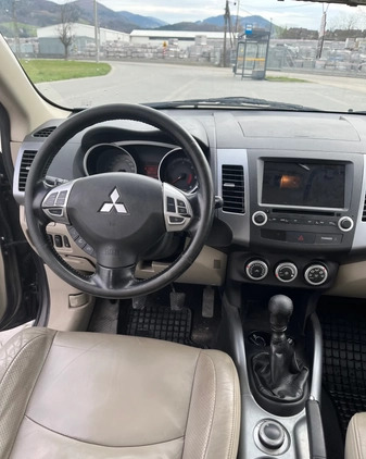 Mitsubishi Outlander cena 28900 przebieg: 227161, rok produkcji 2009 z Dobra małe 137